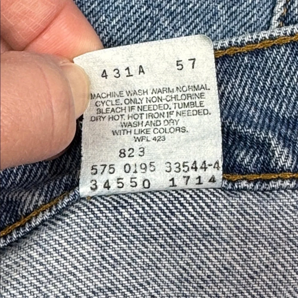 Vintage Levi's 550 Denim Shorts Orange Tag Size 42